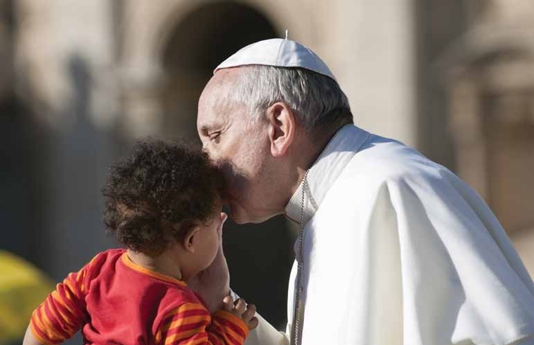 Papa Francisco, diez años de pontificado, de gestos y compromiso